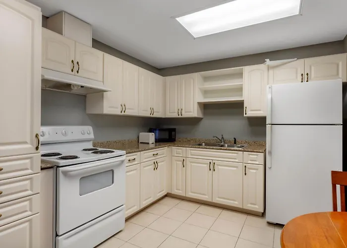La Quinta By Wyndham St. Petersburg Northeast *Newly Renovated