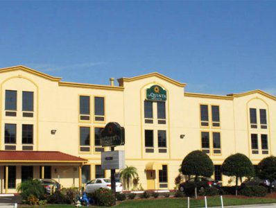 Hotel La Quinta By Wyndham Northeast *newly Renovated San Petersburgo